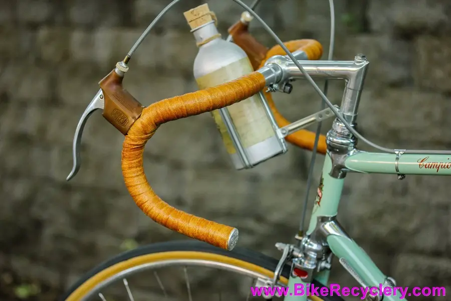 1950s_bianchi_campione_del_mondo_tour_de_france_restored_1953_magistroni_ambrosio_57cm_celeste...jpg