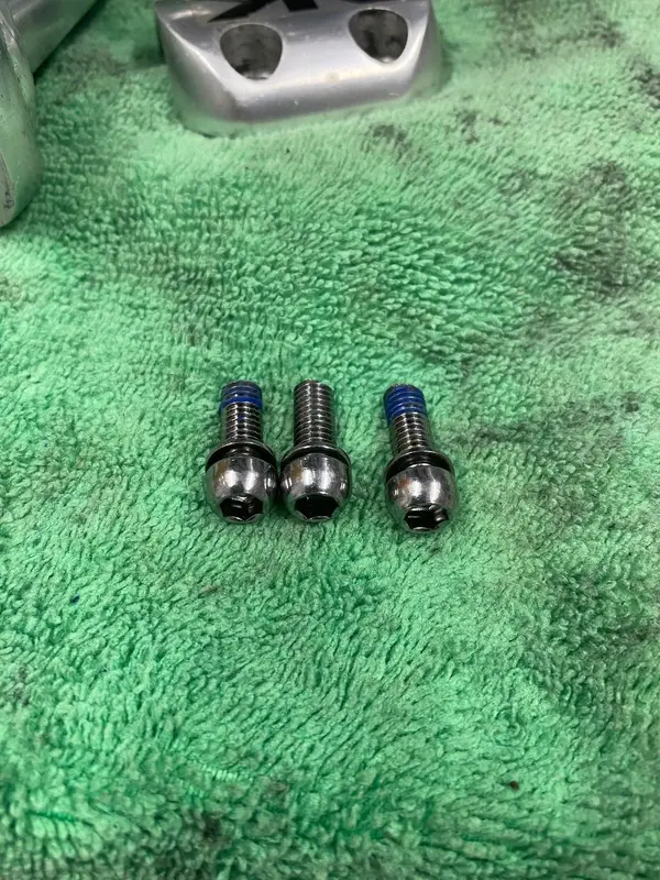 cut bolt.webp