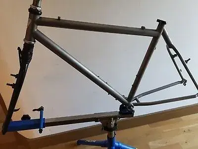 VINTAGE-MOOTS-mountain-bike-frame-titanium-stem.webp