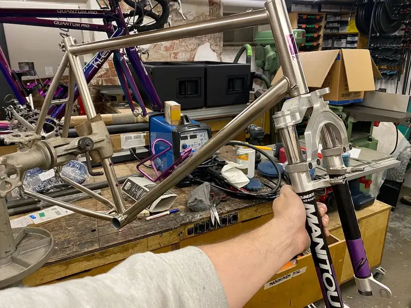 1993 Marin Team Issue Shimano Deore XTR M900 MTB bike restoration project image picture examp...webp