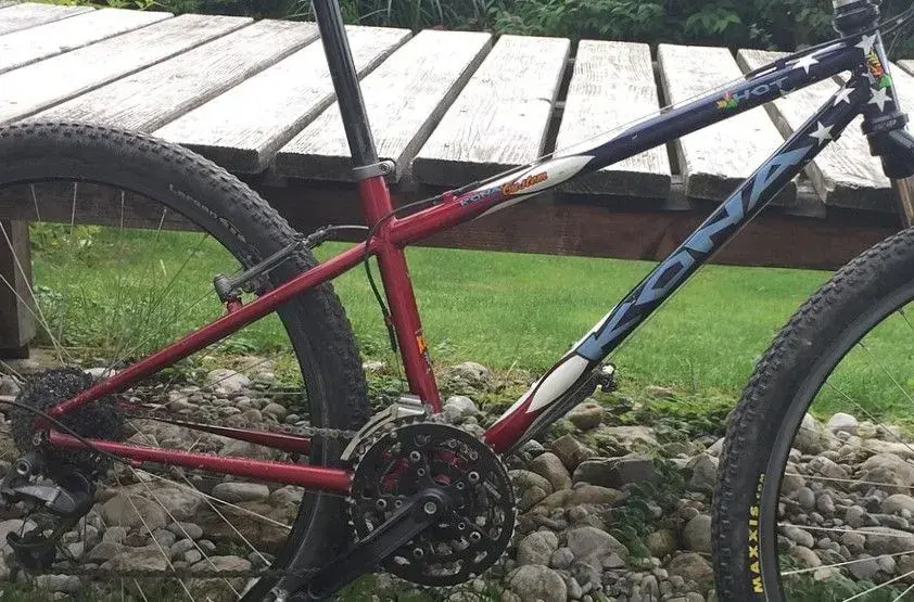 Kona Hot Stars n bars 14 frame.webp