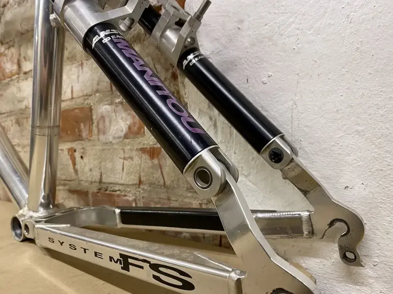 1993 Marin Team Issue Shimano Deore XTR M900 MTB bike restoration project image picture examp...jpeg