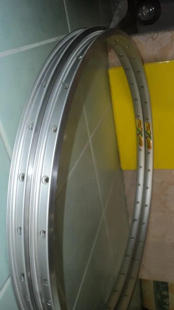 M2313.webp