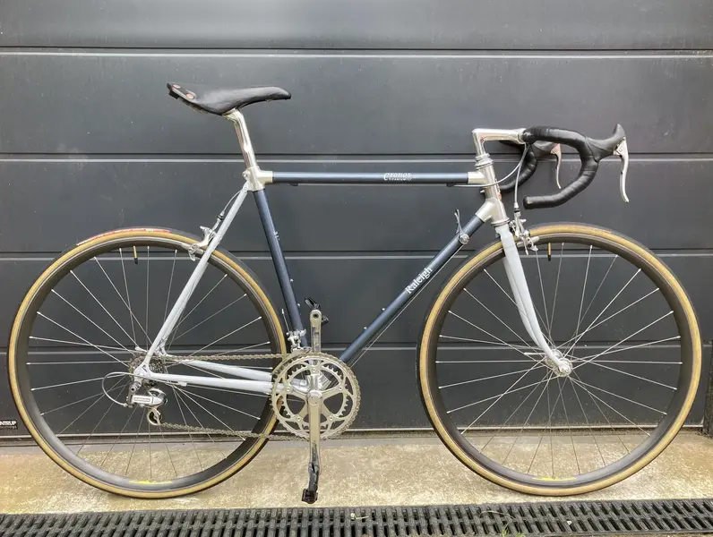 Benandemu Raleigh.webp
