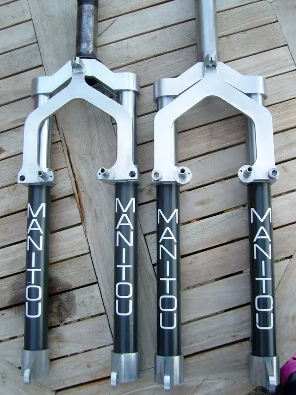 Manitou MK1 forks from a 90s USA race team ? | Retrobike