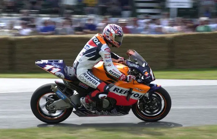 FOS 2007 Retro.webp