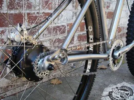 thy-gk-drivedetail02.webp