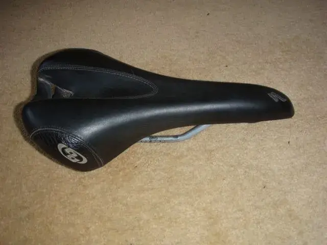 Spec BG saddle.webp