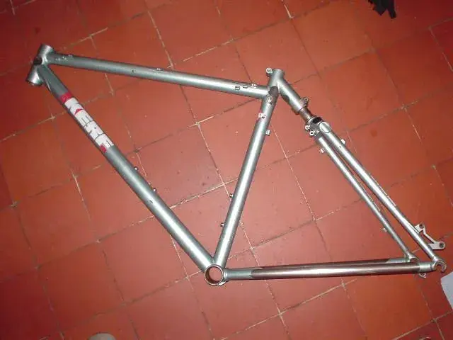 dekerf frame 006.webp