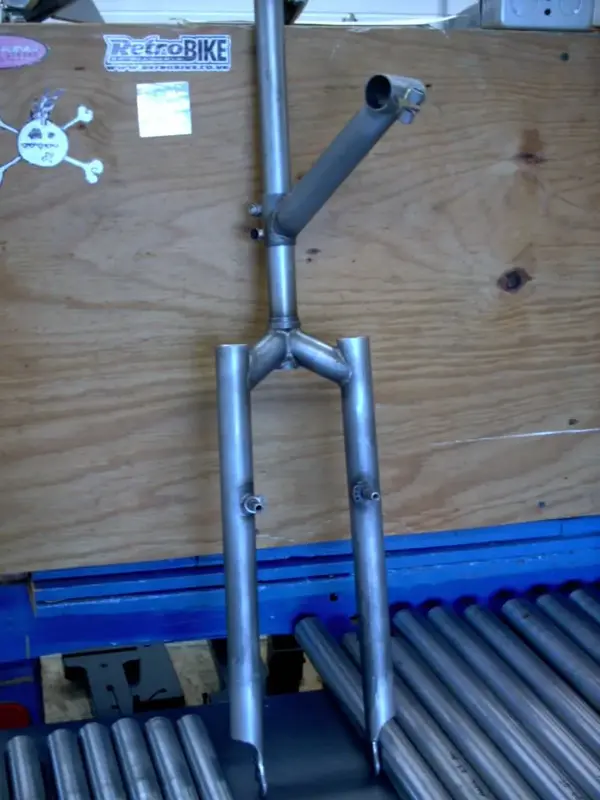 MG Fork and stem 005.webp