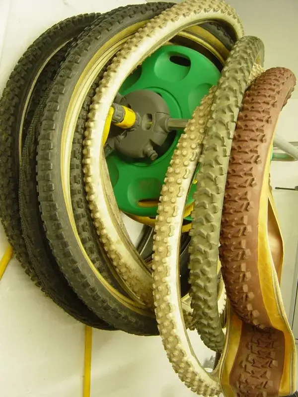 tyres.webp