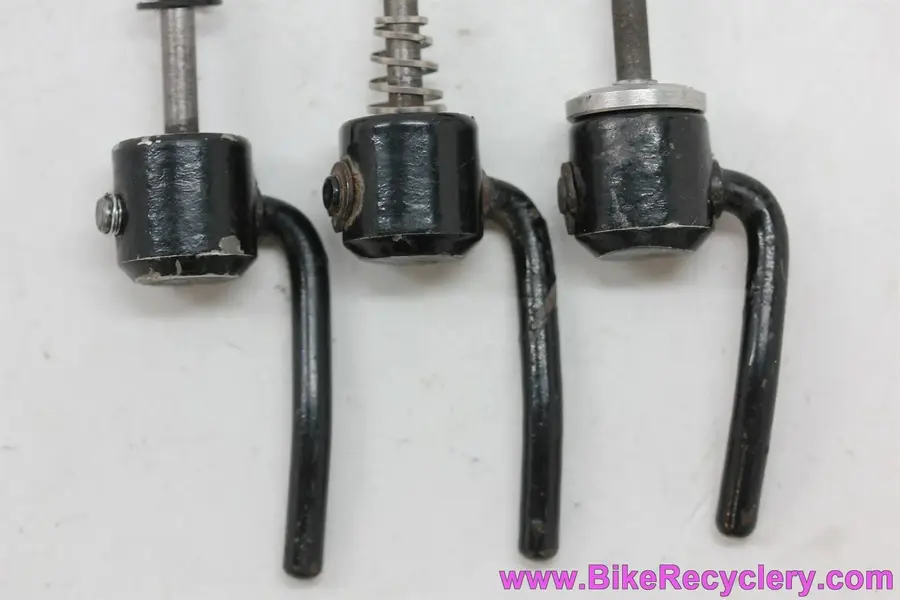 vintage_1990s_bike_parts_hardware_1351__70029.1572056280.JPG vintage_1990s_bike_parts_hardware_1351__70029.1572056280.JPG