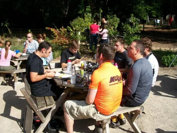100_0140 (750x563).webp