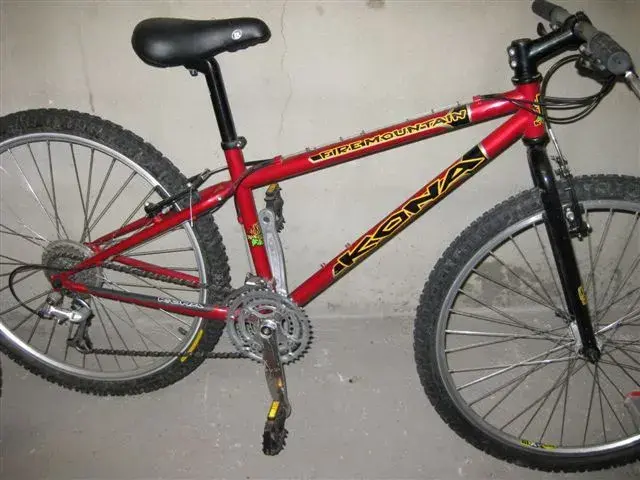 Old Bikes 008.webp