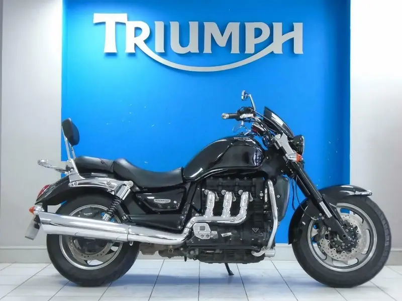 TRIUMPHRocketIIIClassic_4.webp