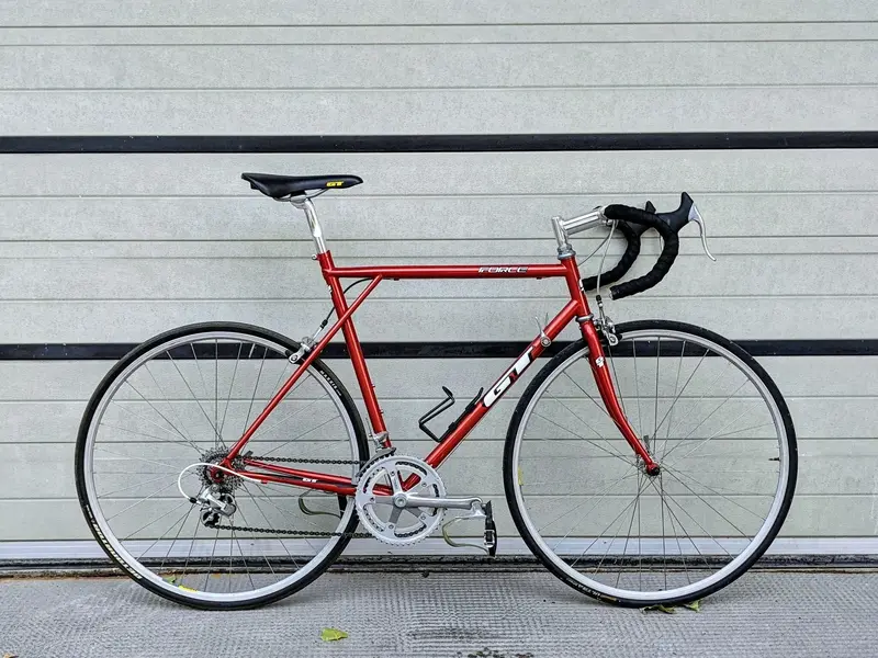 Gt force road bike hotsell