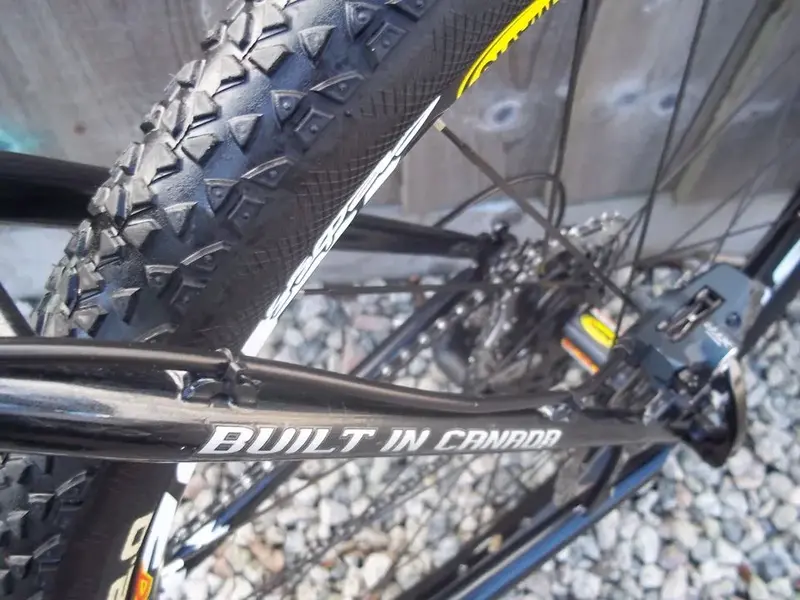 MAVIC CROSSRIDES CONTI TYRES.webp