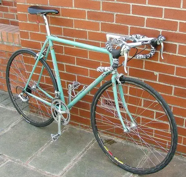 FavoriBikeOct09.2.A.webp