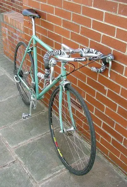 FavoriBikeOct09.1.A.webp