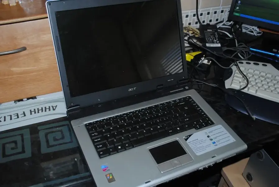 ACER.webp