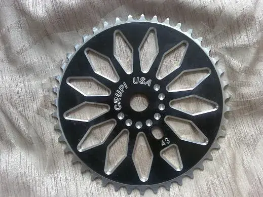 crupi usa 43t black.webp