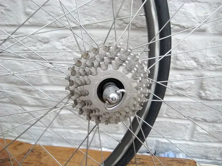 record_wheel_03.webp