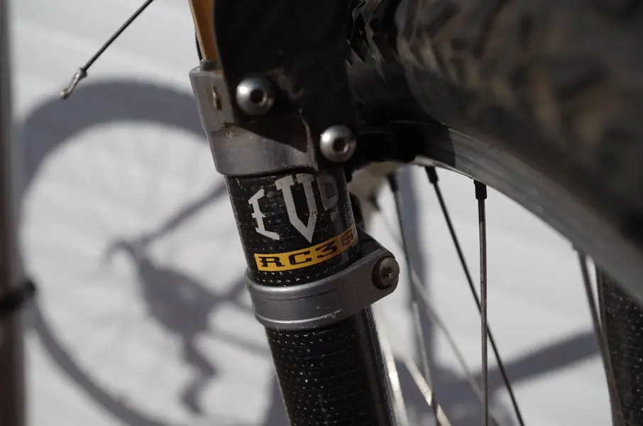 17 Mtrax Pace Evo RC36 forks.webp