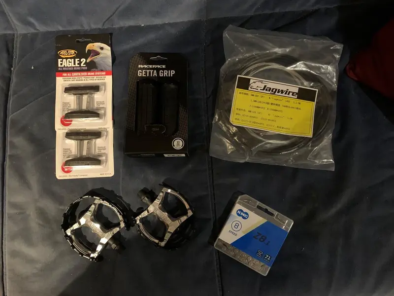 C12 Pedals_Brake Pads_Cables_Grips_Chain.webp