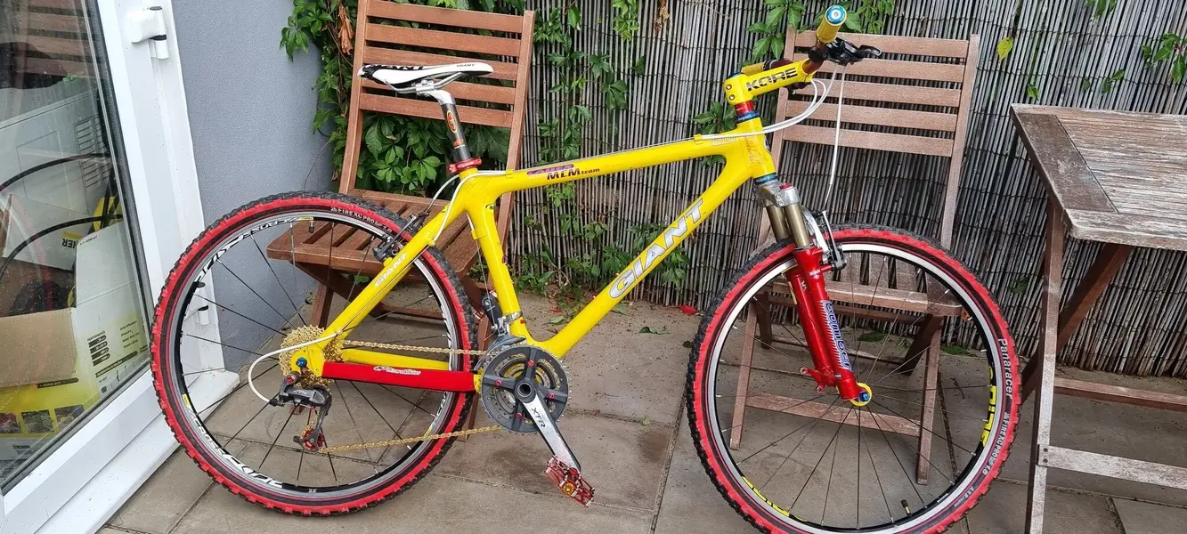 ＧＩＡＮＴ　ＭＣＭ Retro Giant MCM D SUSP 980 Pro Series suspension Mountain Bike XT