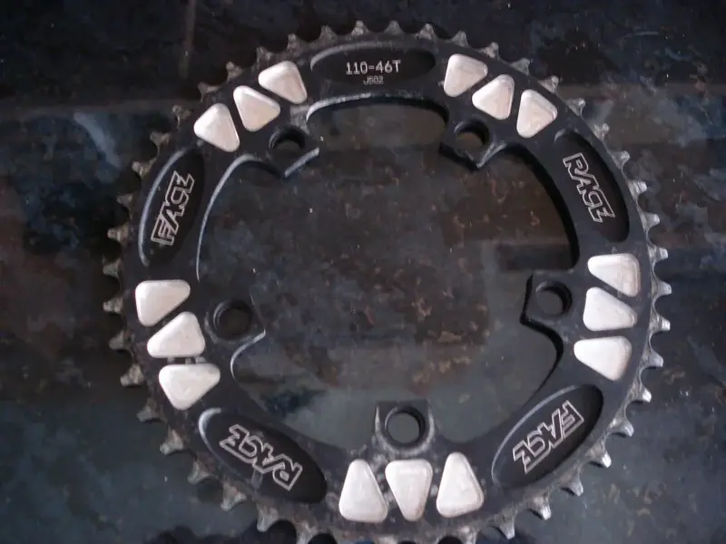 raceface 46t chainring.webp