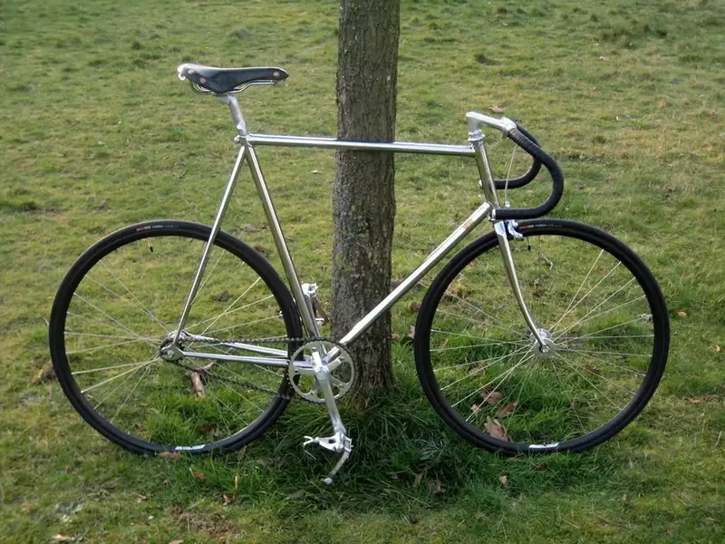 bill-whitcomb-pursuit-track-slx-1985.jpg