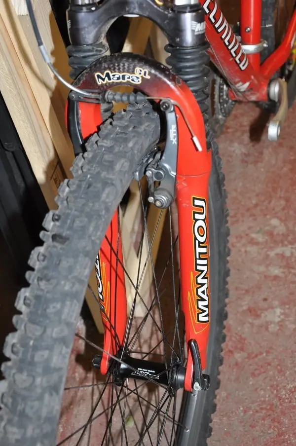Manitou Mars CL 00.jpg