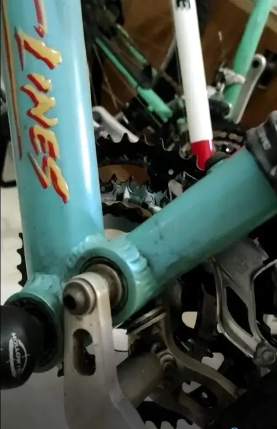 ASF_swing arm pivot2.JPG