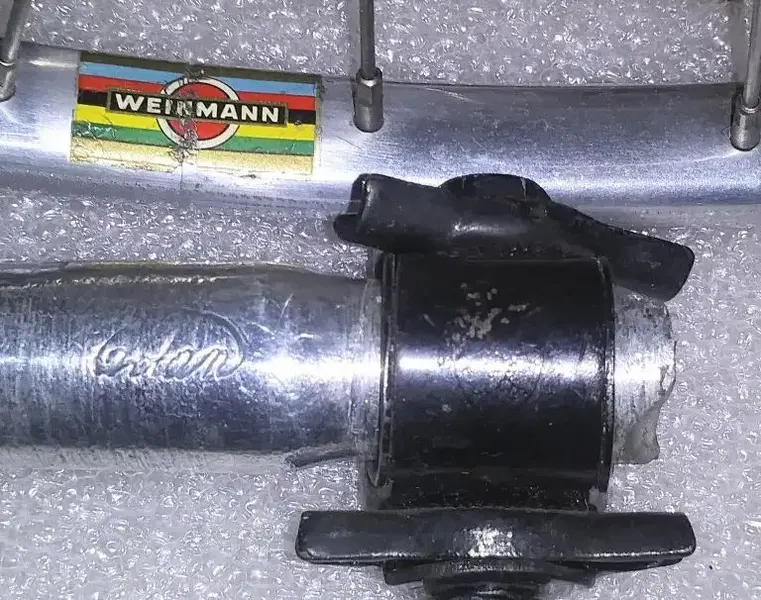 MERTENS TRACK RIM AND TITAN POST.webp MERTENS TRACK RIM AND TITAN POST.webp