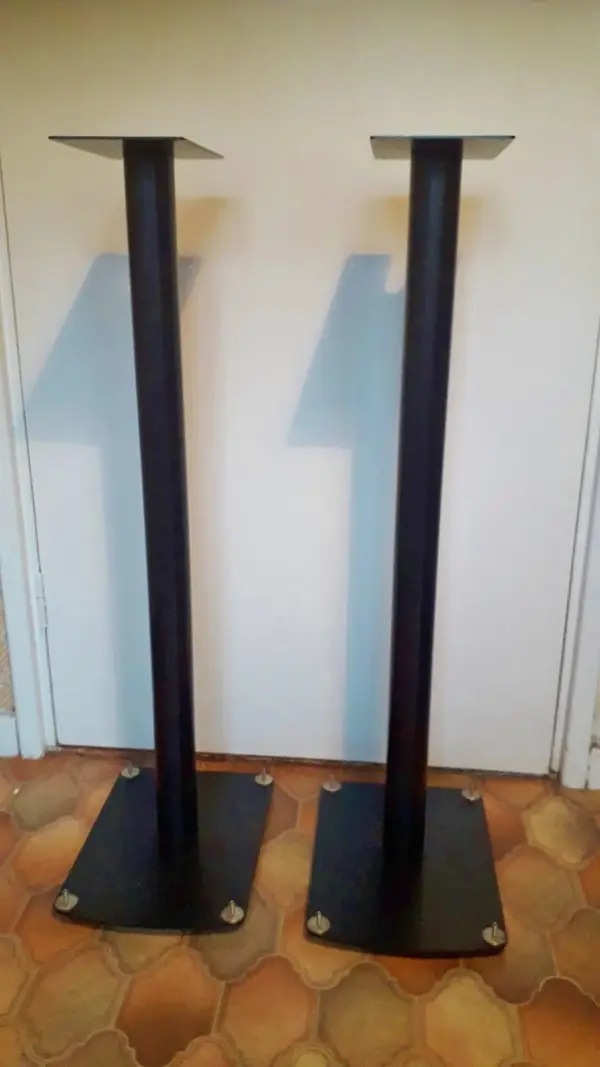 stand1.webp
