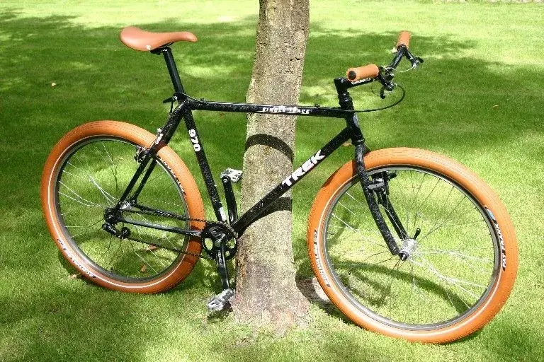 Trek ss1.webp