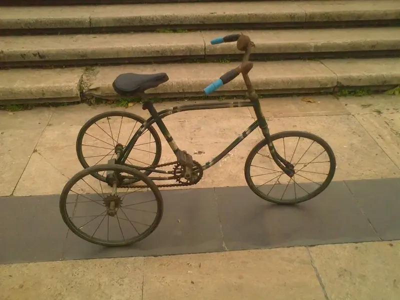 tricycle.webp
