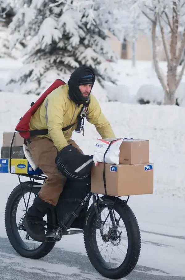 eric-delivering.webp