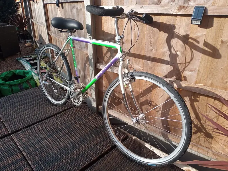 01 Bike - Front.webp