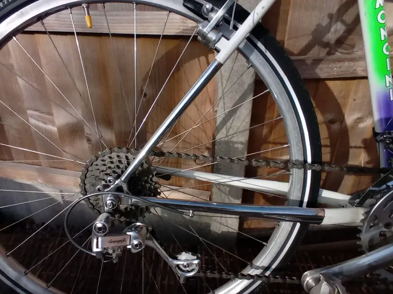 18 Rear derailleur and stays.webp