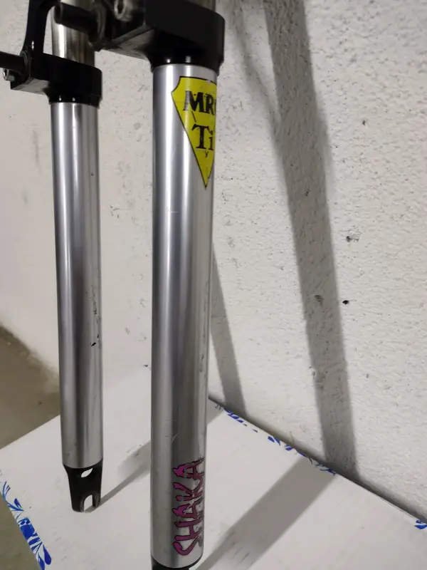 【希少】美品Vintage McMahon Titanium Fork 1989 For Sale - McMahon Ti MRC Suspension Fork Shaka | Retrobike