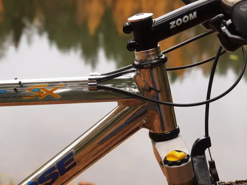 Mongoose iboc road bike best sale