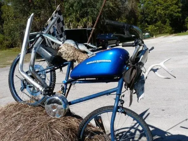 redneck-harley-pic-of-day02-600x450.webp