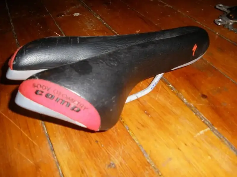 specialized body geometry comp seat.webp