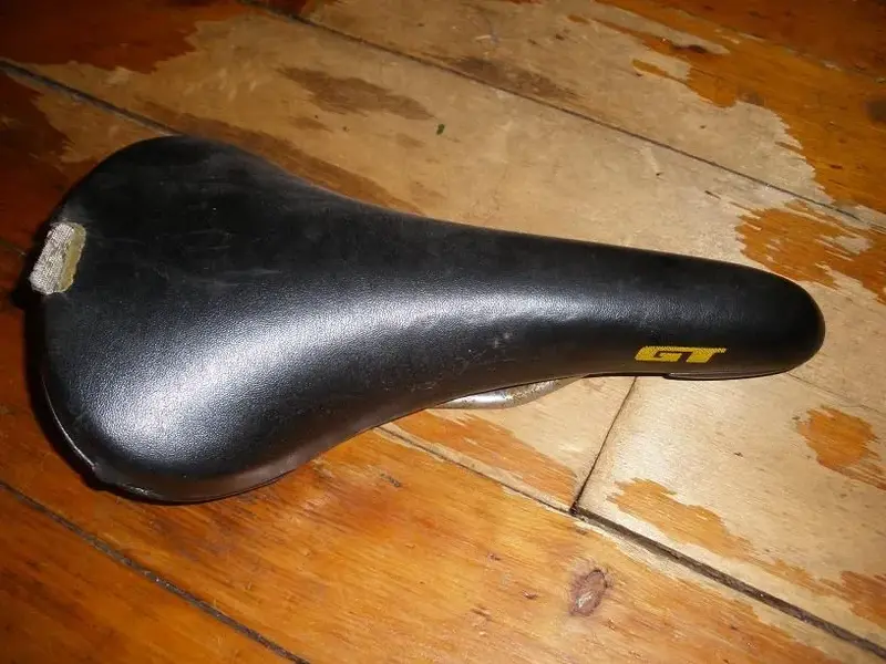 gt seat.webp