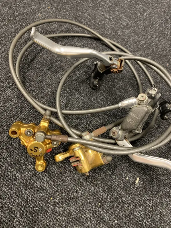 Formula b4 brakes top