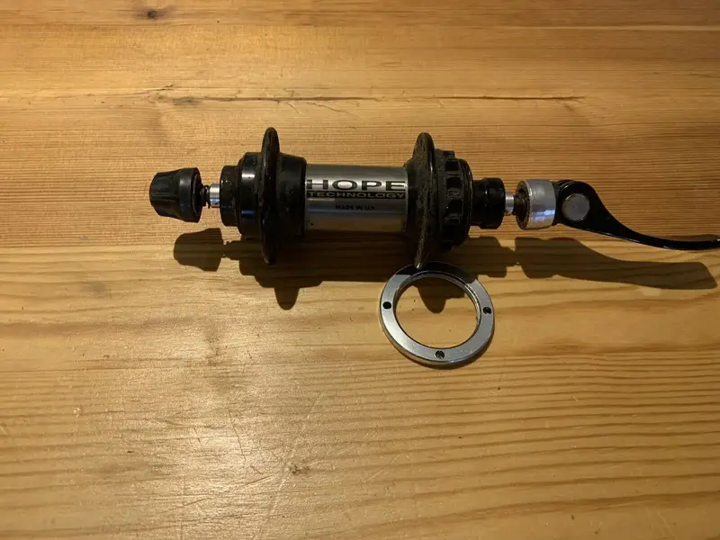Hope Front Hub.jpg Hope Front Hub.jpg