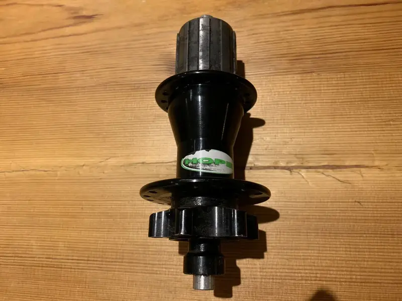 Hope Rear Hub.jpg Hope Rear Hub.jpg
