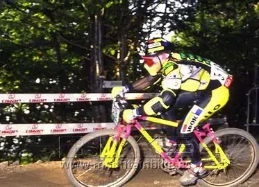 perakis.webp