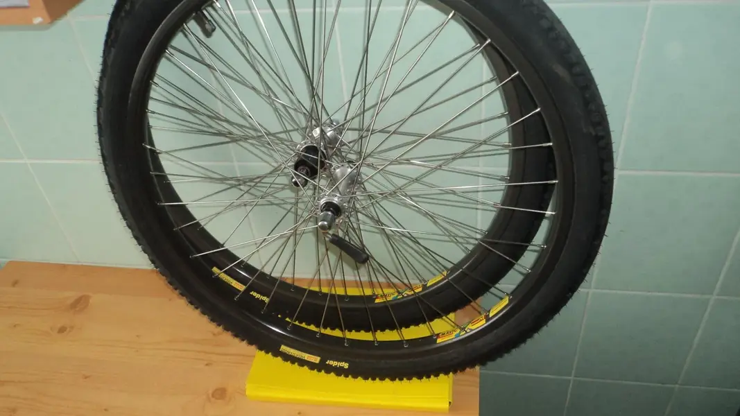 WHEELS2.webp